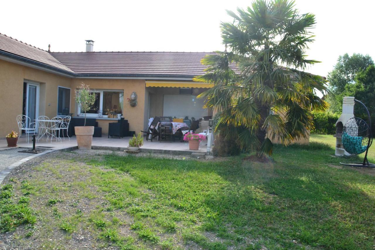 Bed and Breakfast Alaguyauder Le Kota Chatillon-sur-Broue Esterno foto